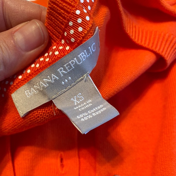 Banana Republic Cardigan - Picture 3 of 3